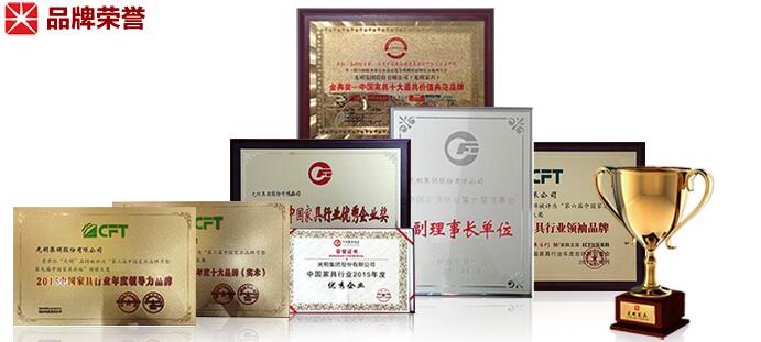 網購實木家具優惠多，店面實木家具可體驗
